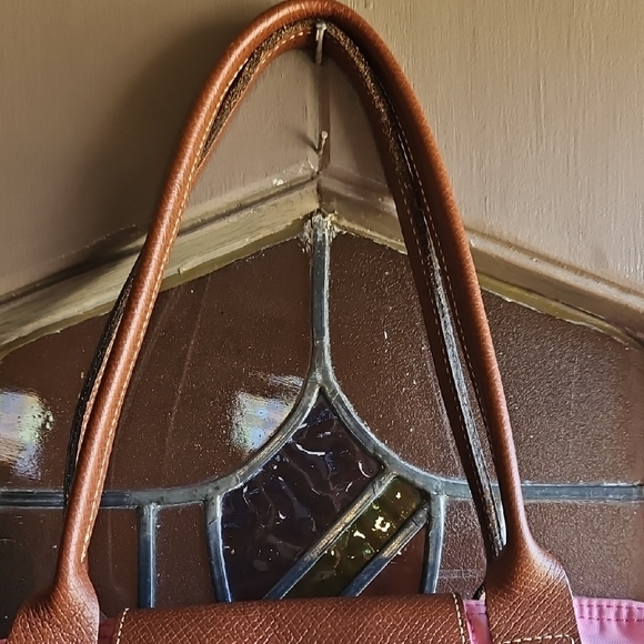 Longchamp Pink Tote with Brown Trim - Picture 3 of 11